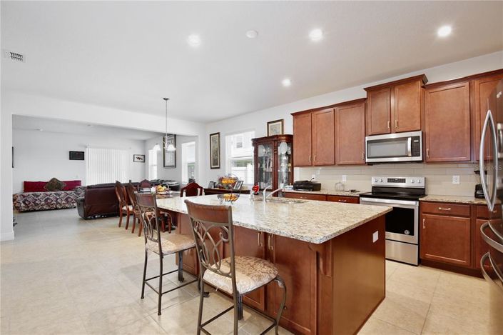 Image No.8-4 Bed Property for sale