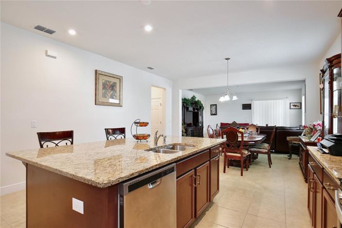 Image No.9-4 Bed Property for sale