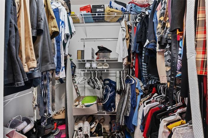 Image No.27-4 Bed Property for sale