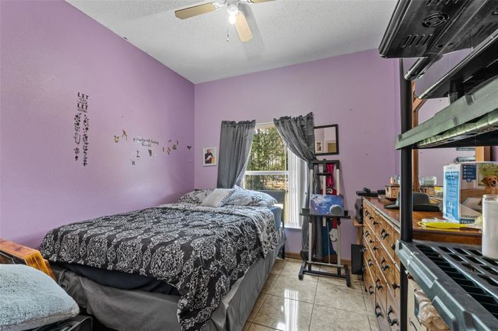 Image No.32-4 Bed Property for sale