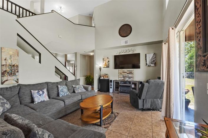 Image No.8-4 Bed Property for sale