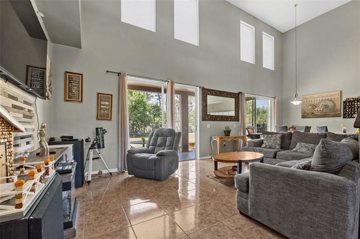 Image No.9-4 Bed Property for sale