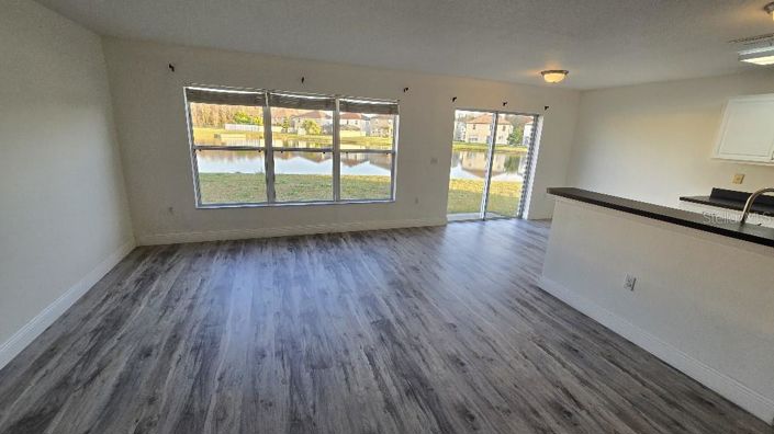 Image No.8-Propriété de 4 chambres à vendre à Kissimmee