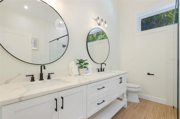 Image No.18-Propriété de 4 chambres à vendre à Holmes Beach