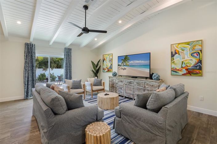 Image No.6-Propriété de 4 chambres à vendre à Holmes Beach