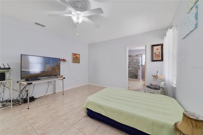 Image No.14-Propriété de 3 chambres à vendre à Clermont