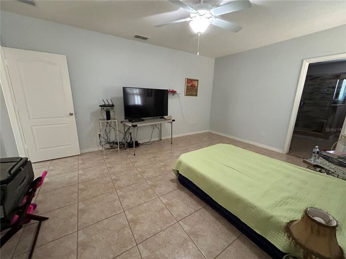 Image No.15-Propriété de 3 chambres à vendre à Clermont