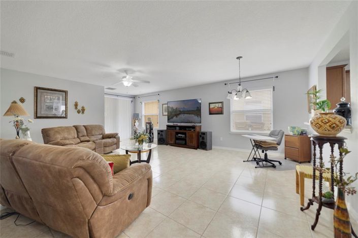 Image No.7-Propriété de 3 chambres à vendre à Clermont