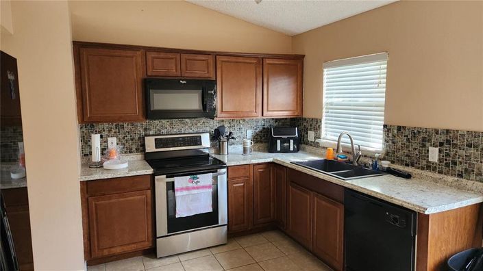 Image No.3-Propriété de 5 chambres à vendre à Clermont