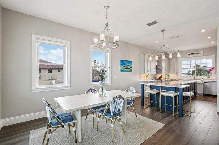 Image No.10-5 Bed Property for sale