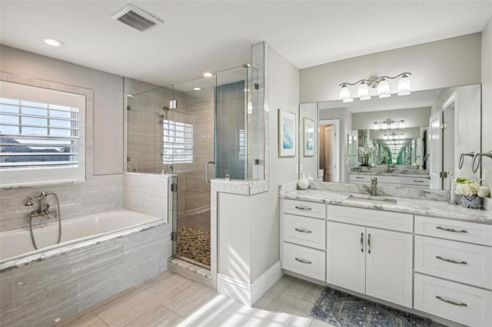 Image No.15-5 Bed Property for sale