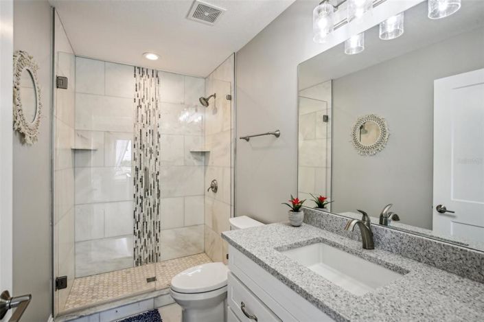 Image No.17-5 Bed Property for sale