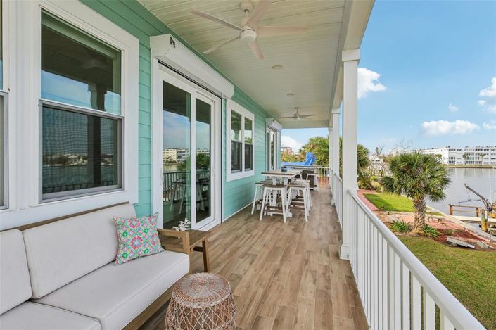 Image No.28-5 Bed Property for sale