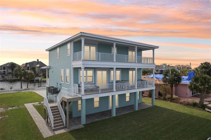 Image No.31-5 Bed Property for sale