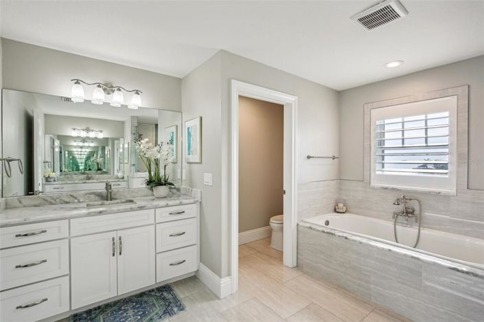 Image No.49-5 Bed Property for sale