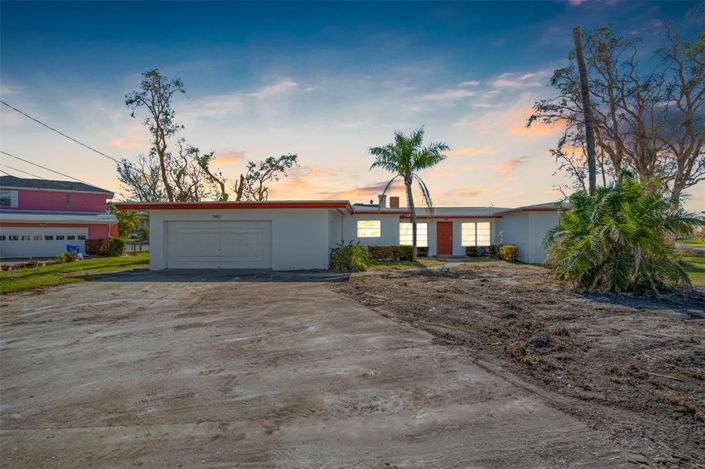 Image No.2-Propriété de 3 chambres à vendre à St. Pete Beach