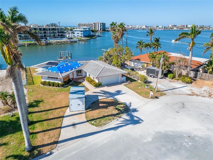 Image No.21-2 Bed Property for sale