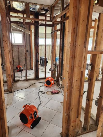 Image No.36-2 Bed Property for sale