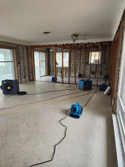 Image No.37-2 Bed Property for sale