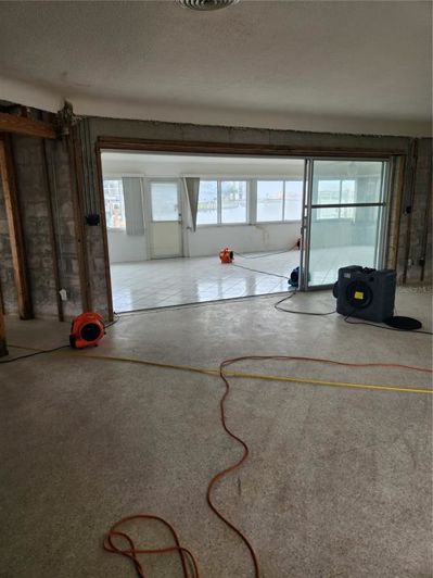 Image No.38-2 Bed Property for sale