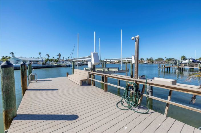 Image No.13-Propriété de 4 chambres à vendre à Treasure Island