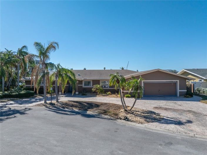 Image No.15-Propriété de 4 chambres à vendre à Treasure Island