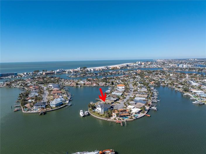 Image No.8-Propriété de 4 chambres à vendre à Treasure Island