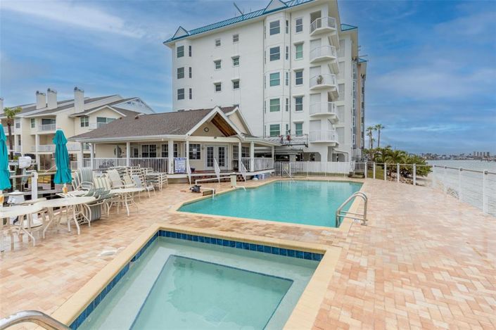 Image No.40-3 Bed Townhouse for sale