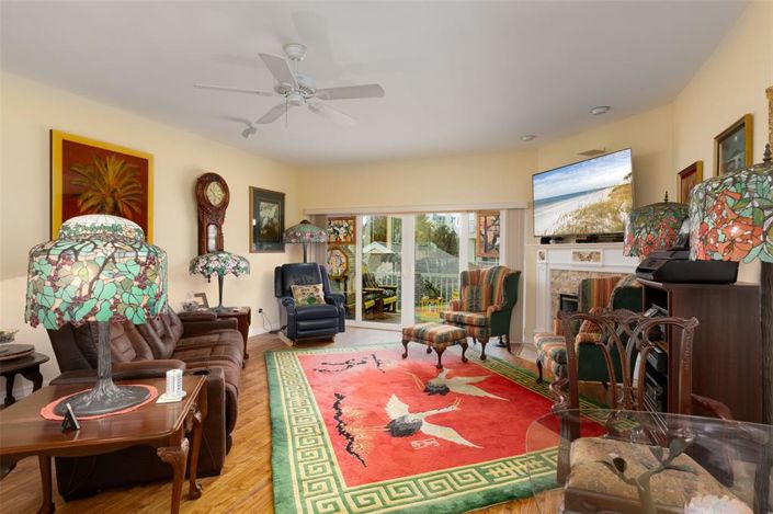 Image No.5-3 Bed Townhouse for sale