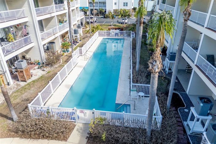 Image No.58-3 Bed Townhouse for sale