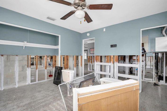 Image No.16-4 Bed Property for sale