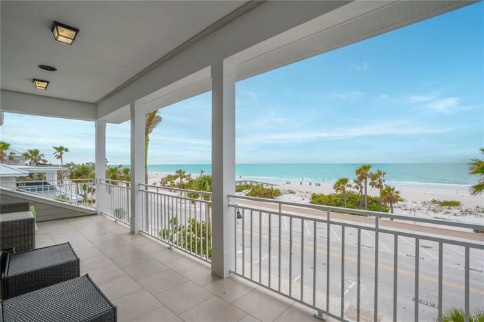 Image No.12-4 Bed Property for sale