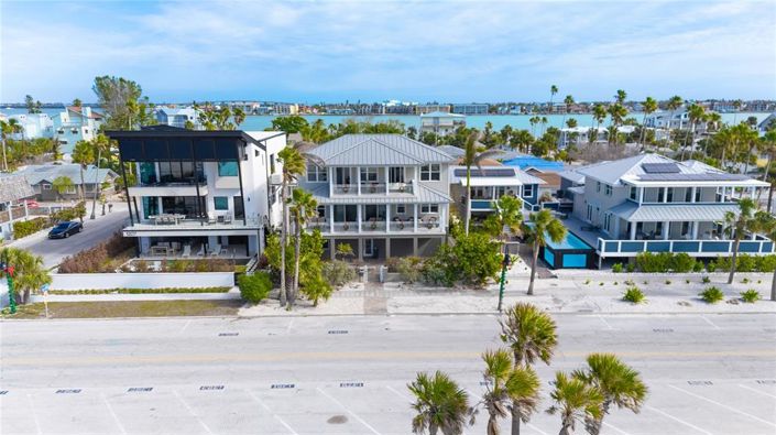 Image No.3-4 Bed Property for sale