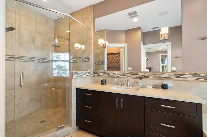 Image No.33-4 Bed Property for sale