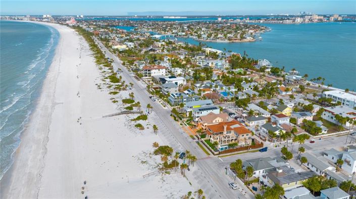 Image No.9-4 Bed Property for sale