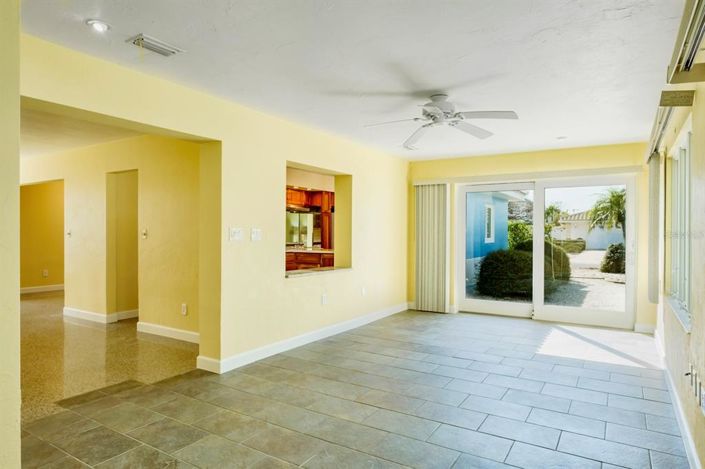 Image No.14-2 Bed Property for sale