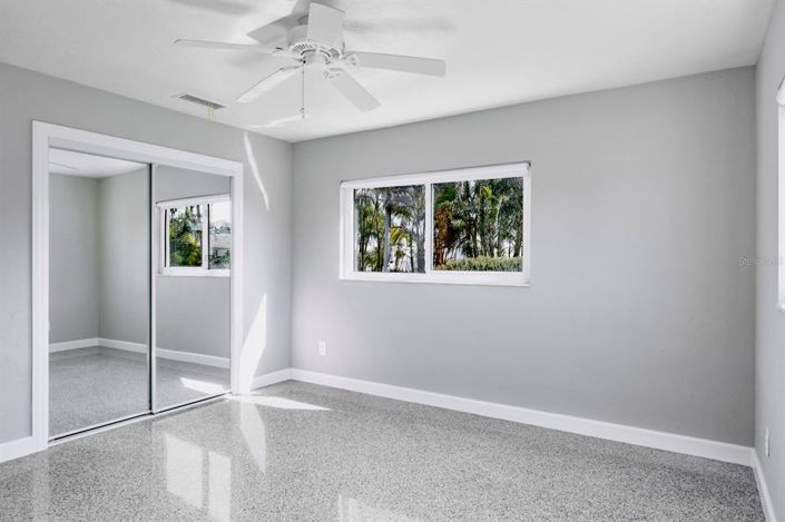 Image No.22-2 Bed Property for sale