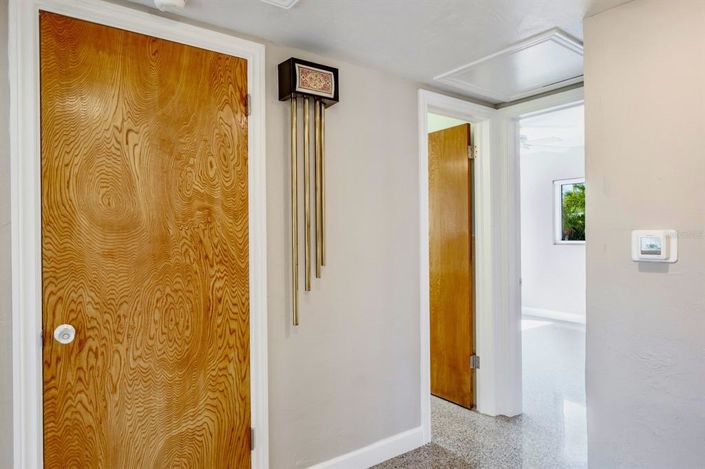 Image No.26-2 Bed Property for sale