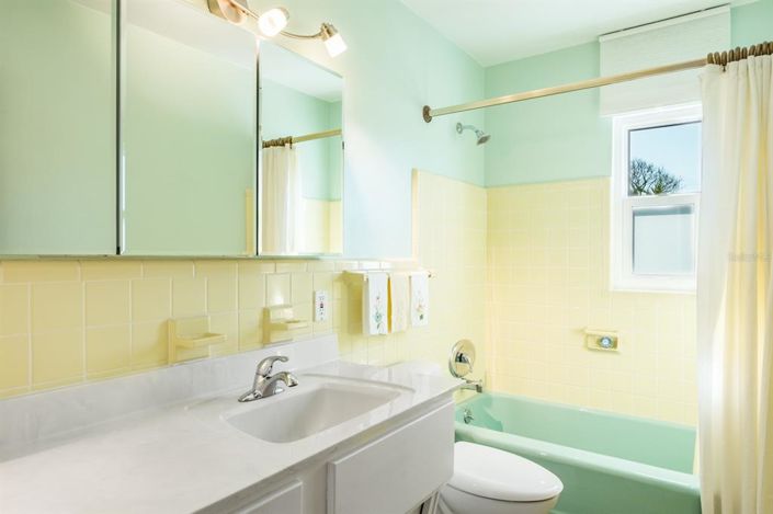 Image No.29-2 Bed Property for sale