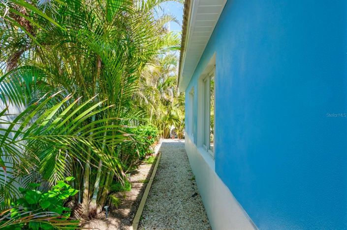 Image No.31-2 Bed Property for sale