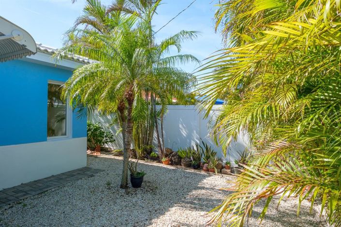 Image No.33-2 Bed Property for sale