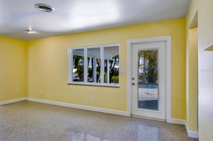 Image No.6-2 Bed Property for sale