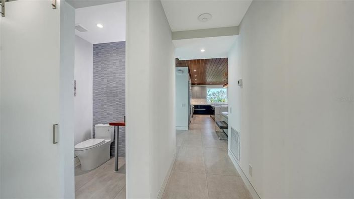 Image No.20-4 Bed Property for sale