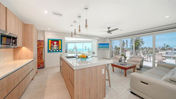 Image No.49-4 Bed Property for sale