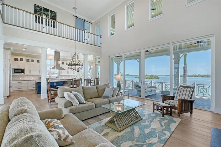 Image No.16-5 Bed Property for sale