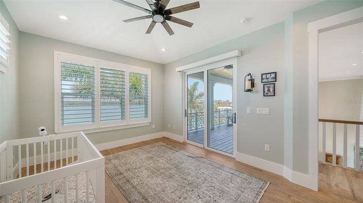 Image No.64-5 Bed Property for sale