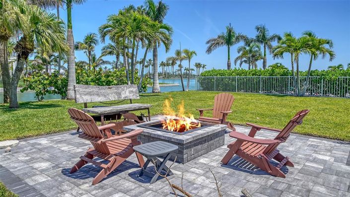 Image No.75-5 Bed Property for sale