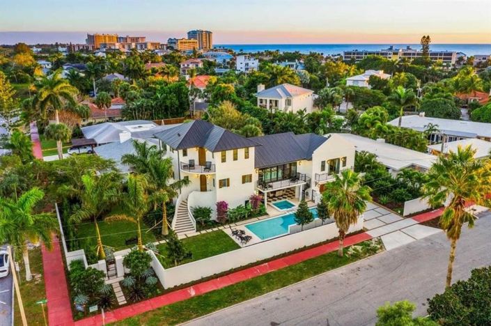 Image No.1-Propriété de 6 chambres à vendre à Sarasota