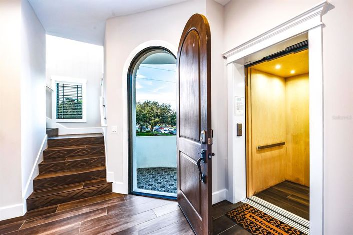 Image No.8-Propriété de 6 chambres à vendre à Sarasota