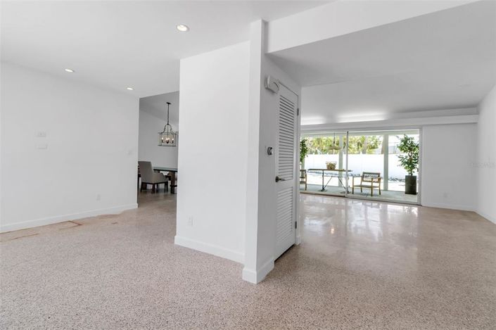 Image No.20-3 Bed Property for sale